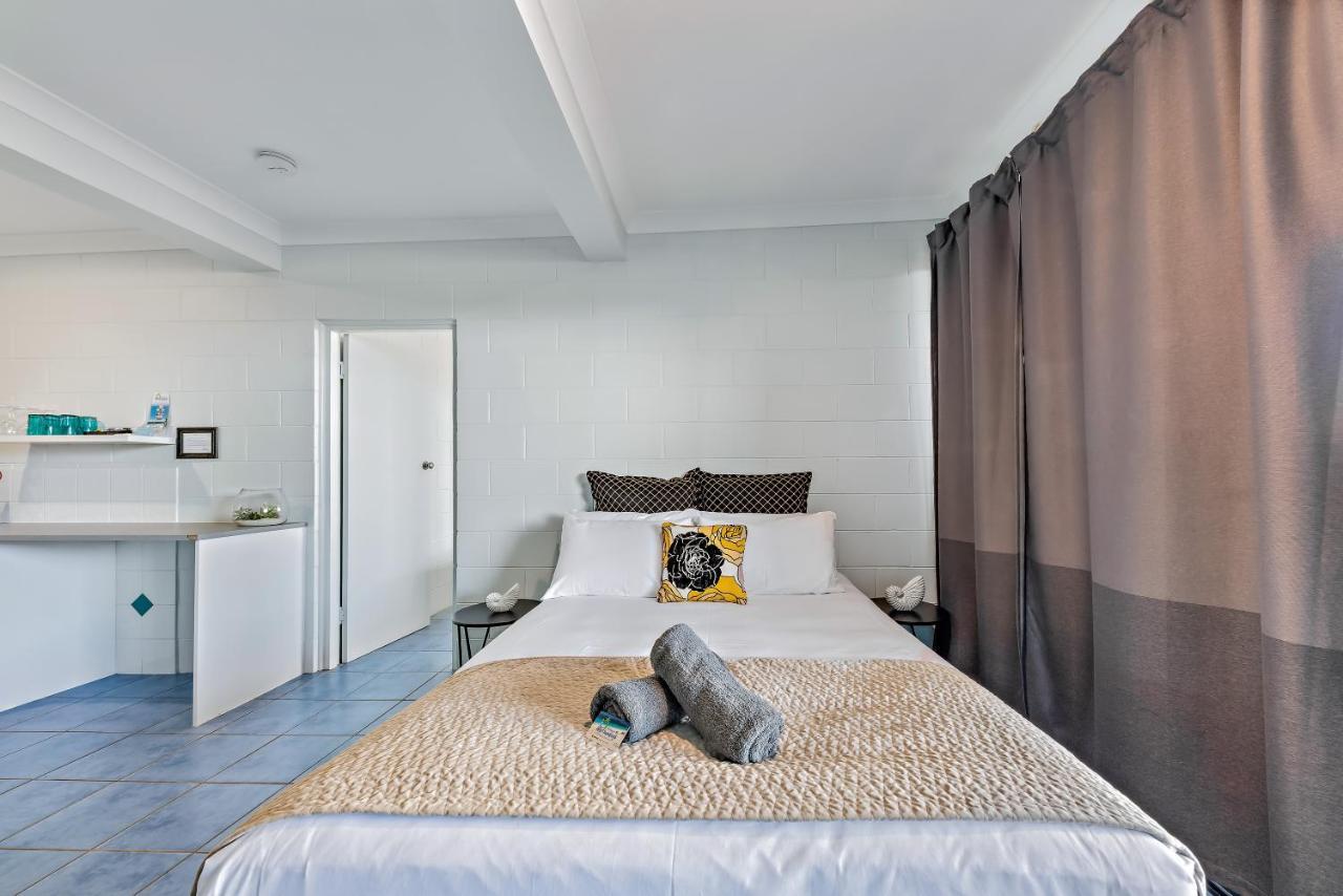 Airlie Sun & Sand Accommodation #2 エアリービーチ エクステリア 写真